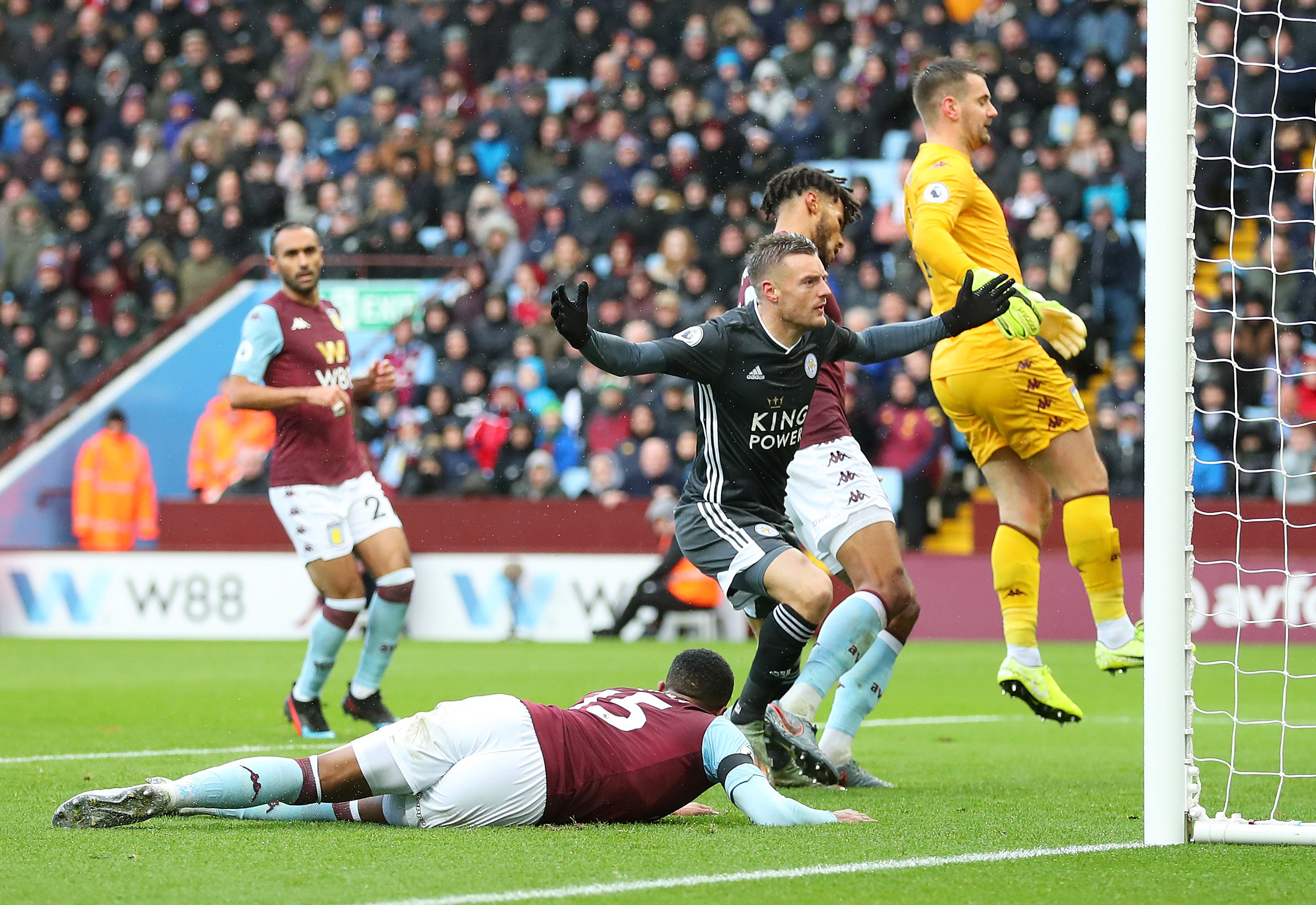 屡屡为球队 屡屡为球队